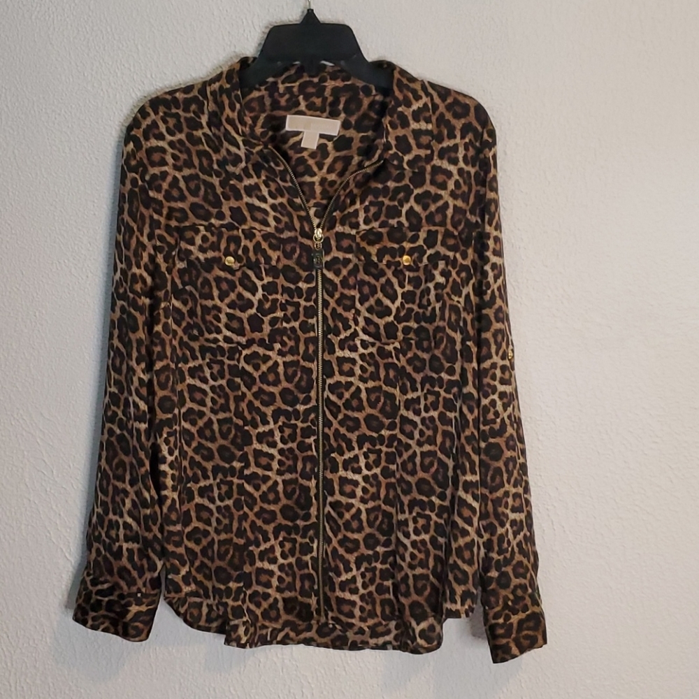 🔥Michael Kors Leppard Print Long Sleeve Blouse